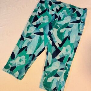 Ideology Women’s Capri Leggings in Teal and Navy Abstract